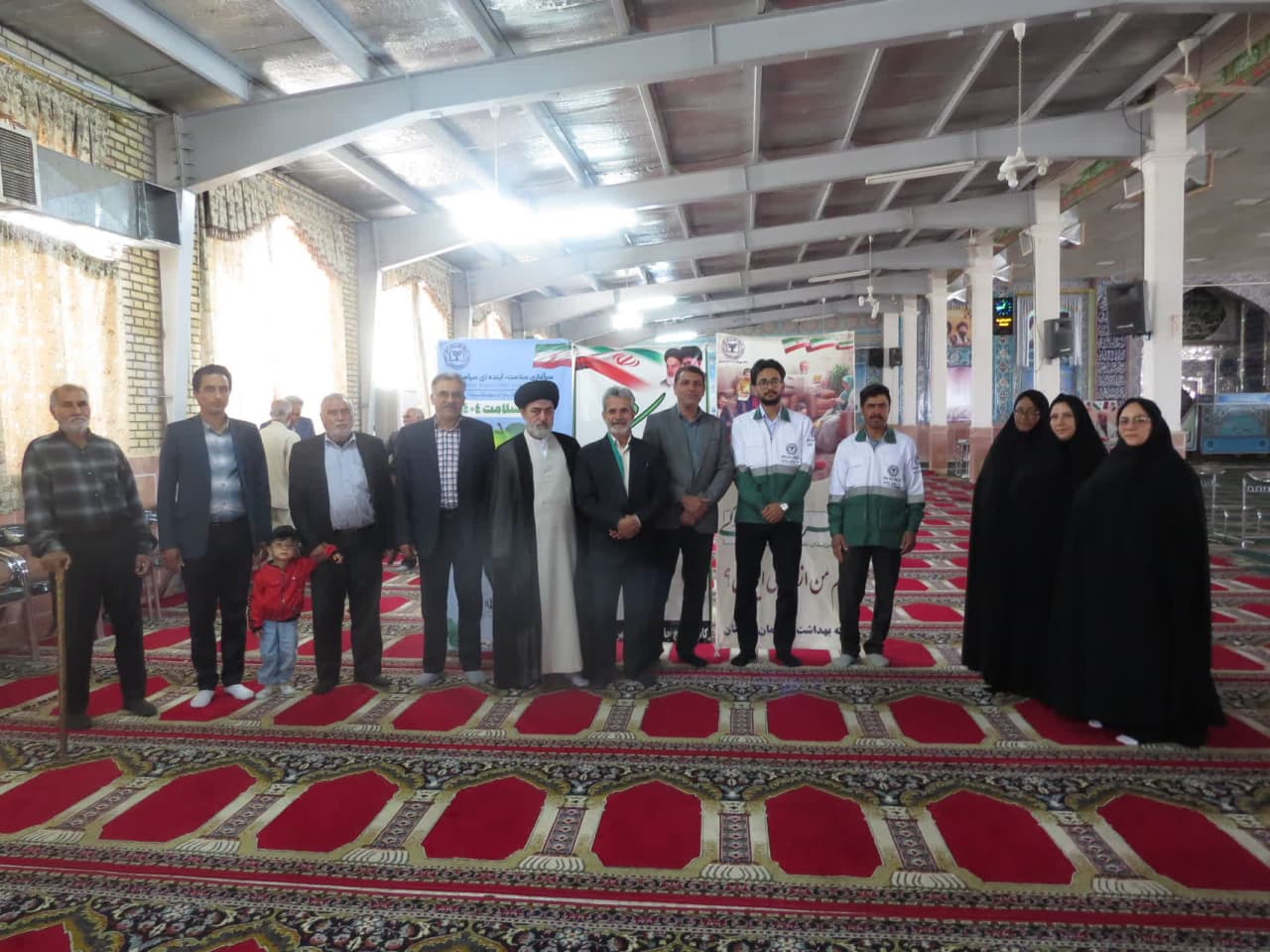 تقدیر از پرسنل فعال در حوزه جمعیت و مشاوره فرزندآوری