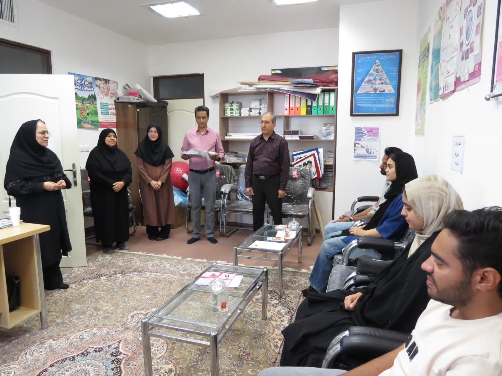 تقدیر از زوجین جوان در تلاقی هفته ازدواج و هفته جمعیت 