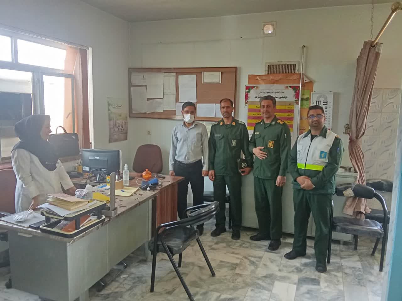 ارائه خدمات سلامت رایگان به اهالی روستای قاسم‌آباد بجستان به مناسبت هفته دفاع مقدس