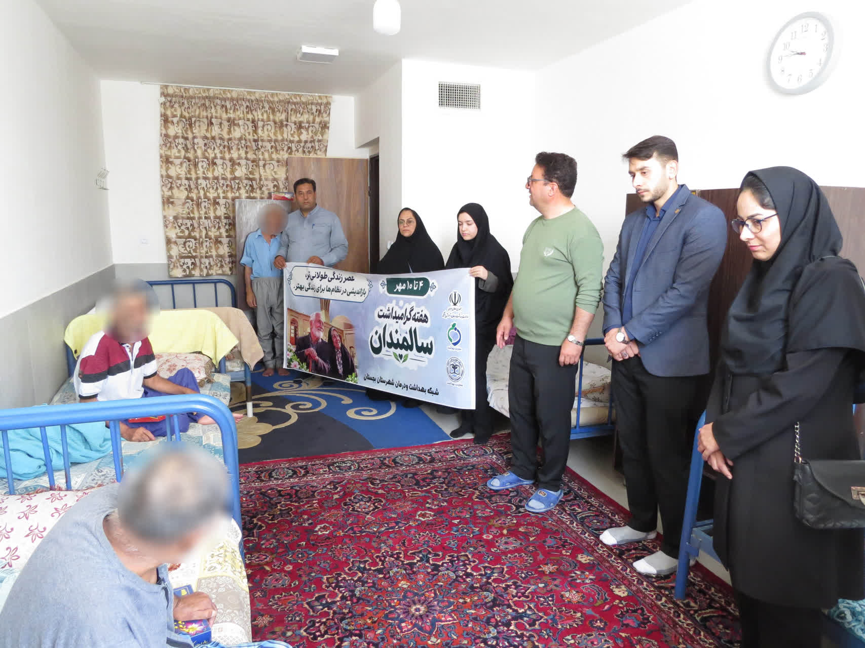 دیدار و تکریم مقام سالمند در سرای سالمندان شکوه مهر بجستان
